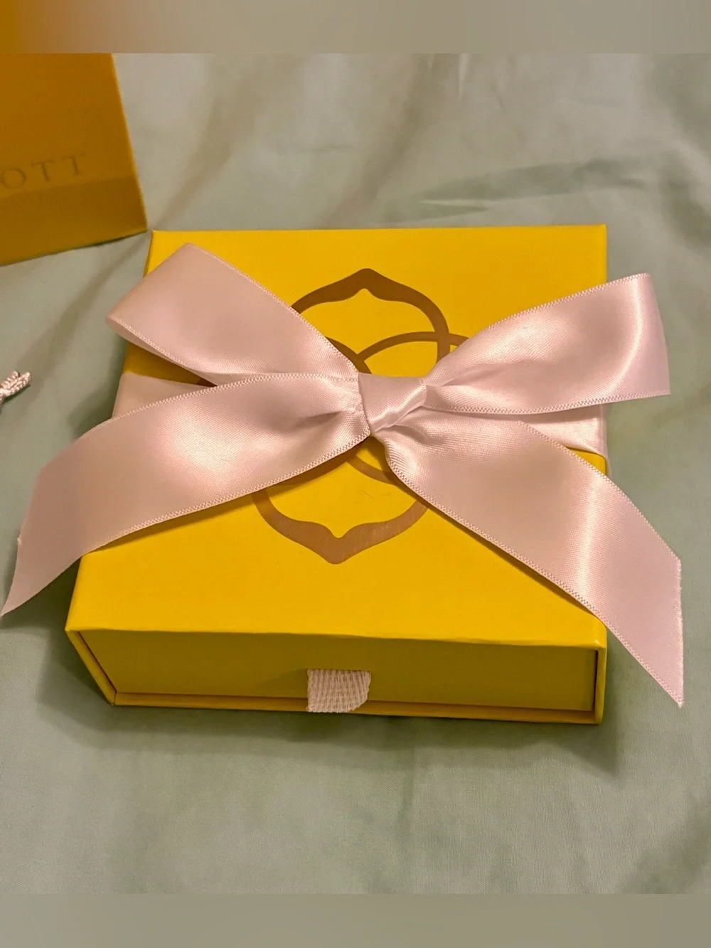 Kendra Scott Yellow Gift Box, Yellow Gift Bag, and Grey Pouch Gifting Set of 3